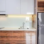 Modern And Comfort Stay 2Br At Ciputra International Apartment By Travelio