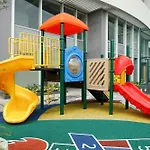 Modern And Comfort Stay 2Br At Ciputra International Apartment By Travelio